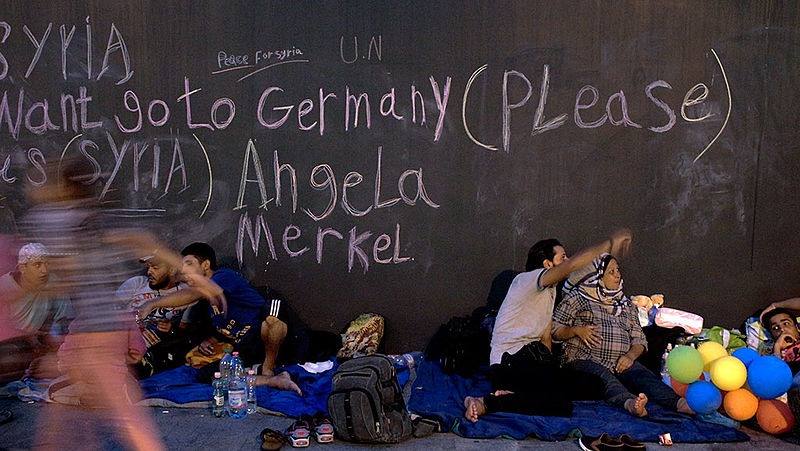 פליטים סורים בבודפשט מבקשים להגיע לגרמניה, 2015