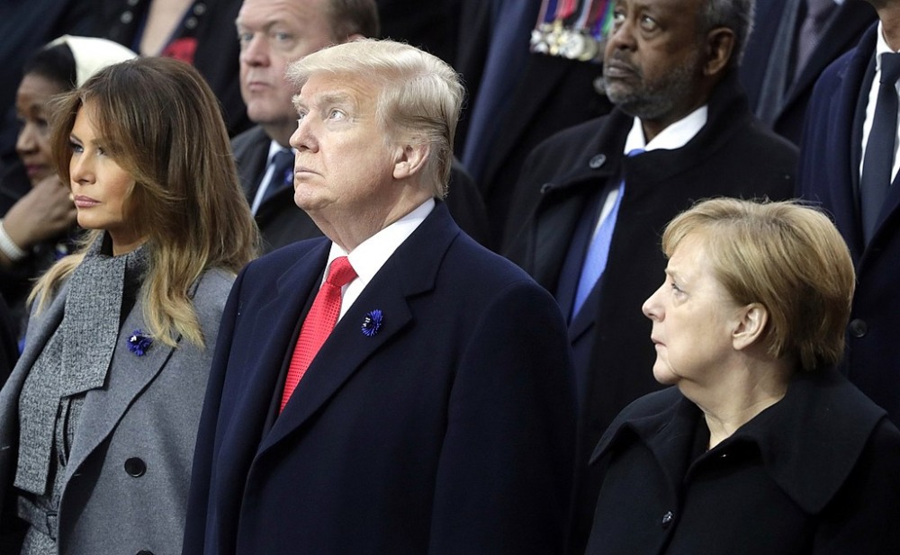 מרקל לצד הנשיא טראמפ ואשתו מלאניה טראמפ בארמון הקרמלין, 2018